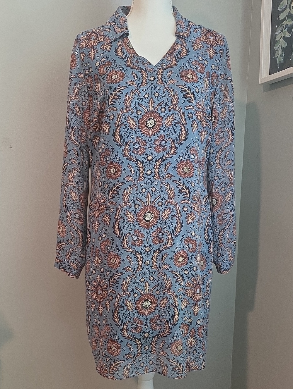 CAbi Blue Floral Long-Sleeve Shift Dress with Rust Accents Size Small